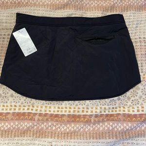 Athleta short warm skirt XL